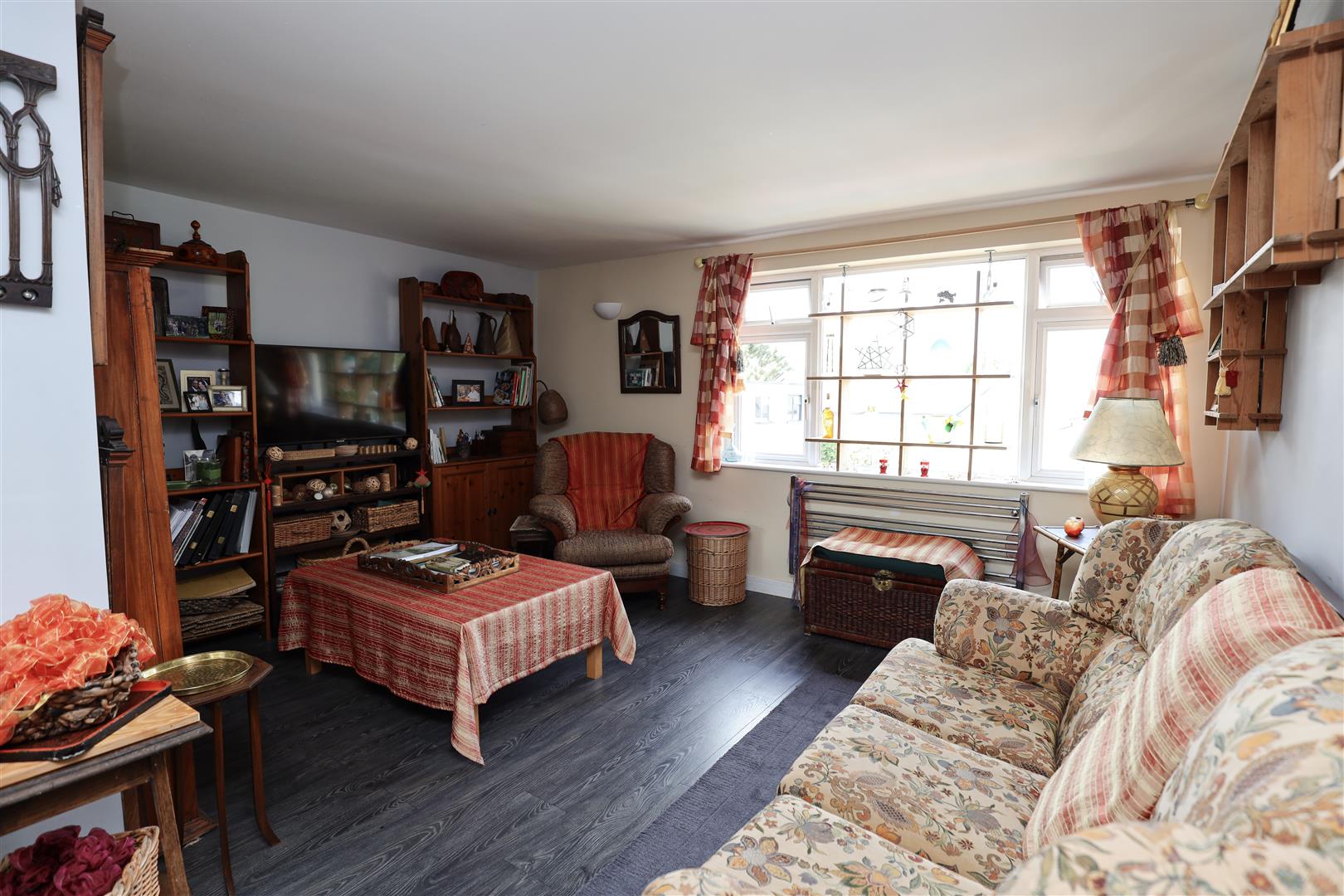 3 Limes Court, Cowbridge, Vale of Glamorgan, CF71 7BL
